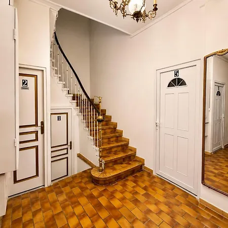 Elegant With Shared Courtyard-center Appartamento Narbona